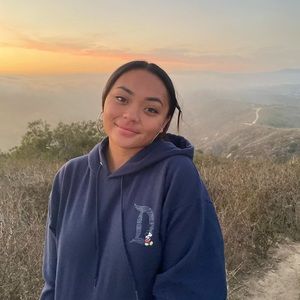 Meet your Posher, Aurora